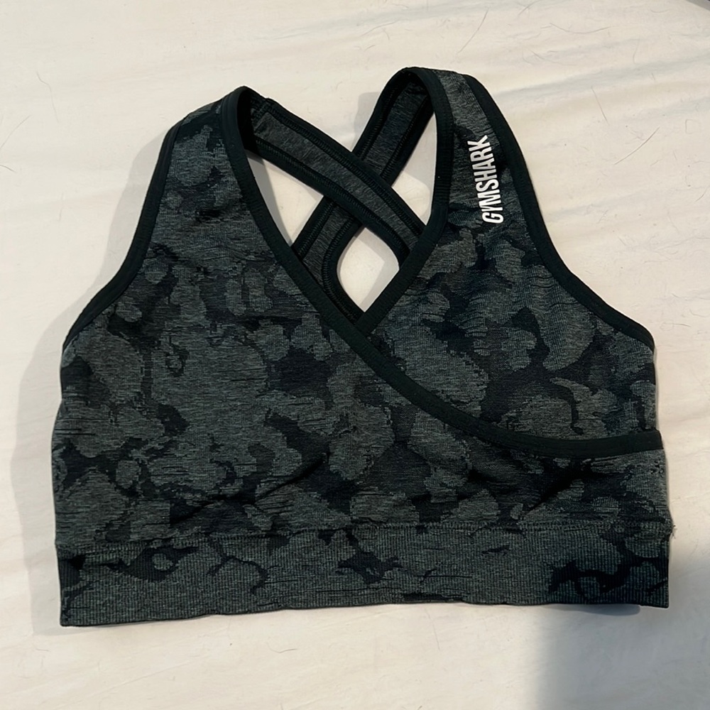 Gymshark Green Camo size Small